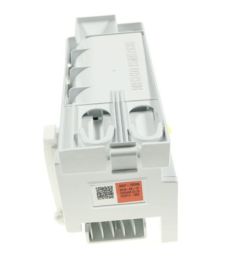 ICE MAKER